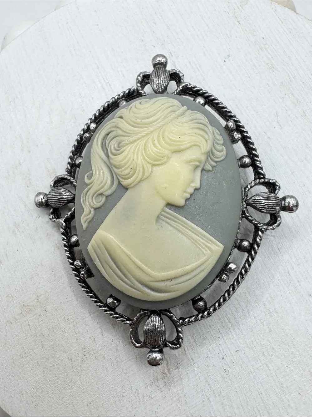 Vintage Victorian revival cameo brooch pin gray pewter